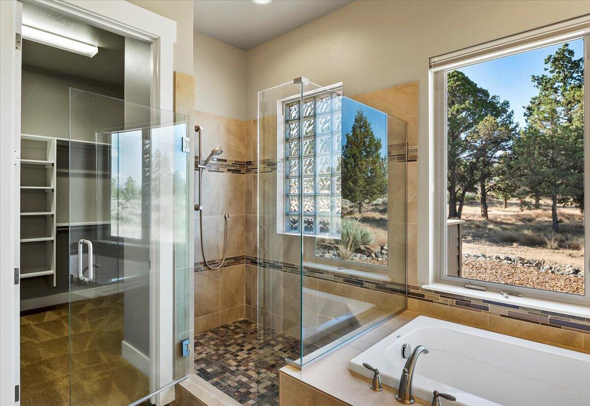 Ridge At Eagle Crest - Residential