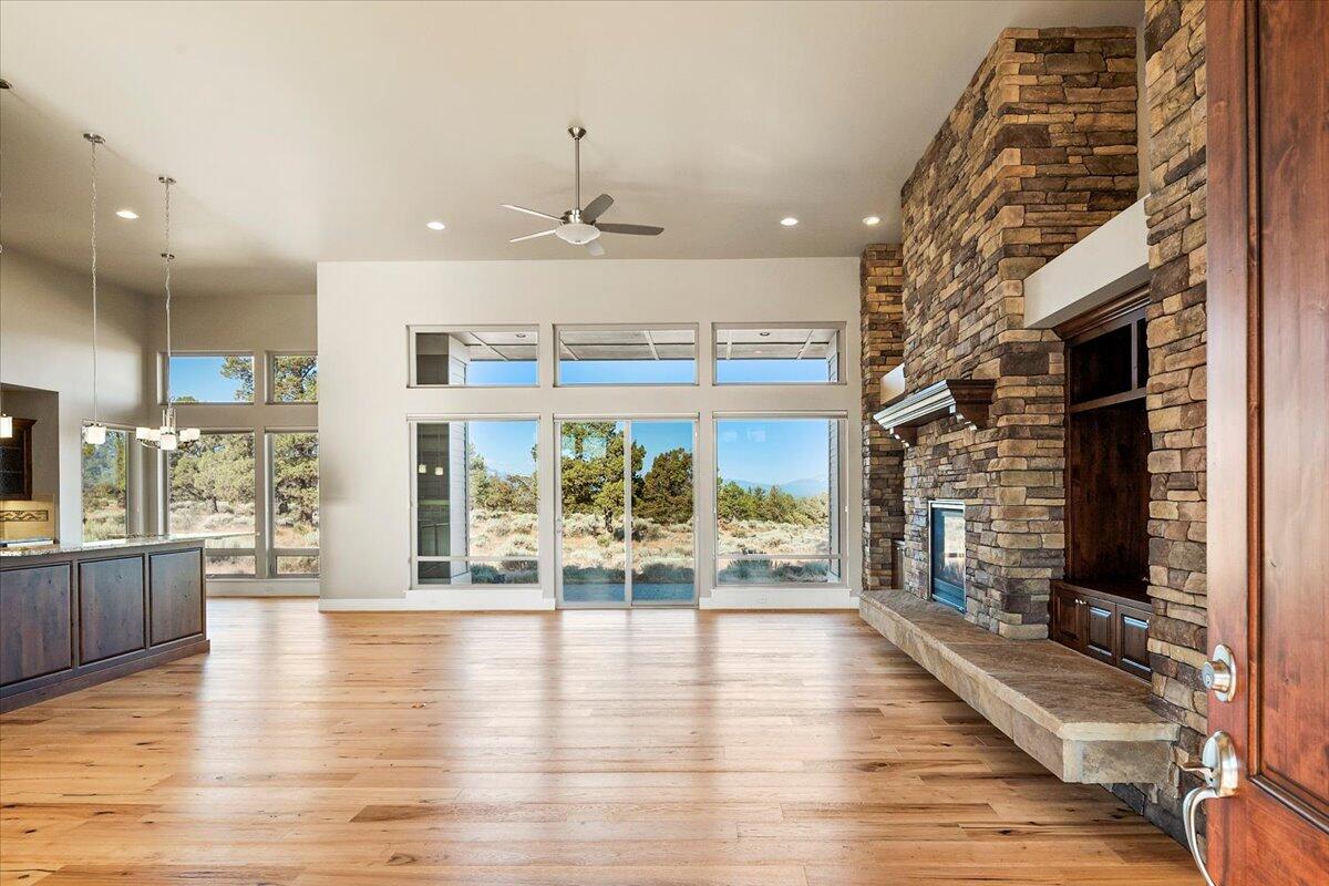 Ridge At Eagle Crest - Residential