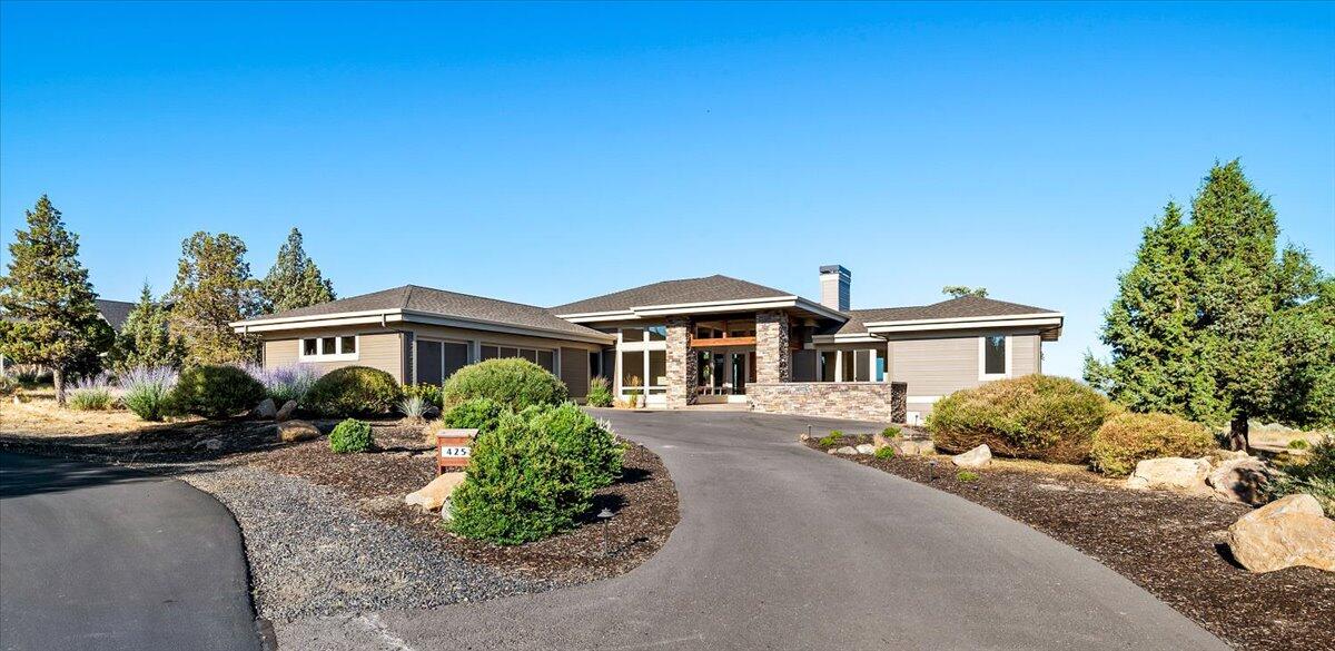 425 Scenic Ridge Court