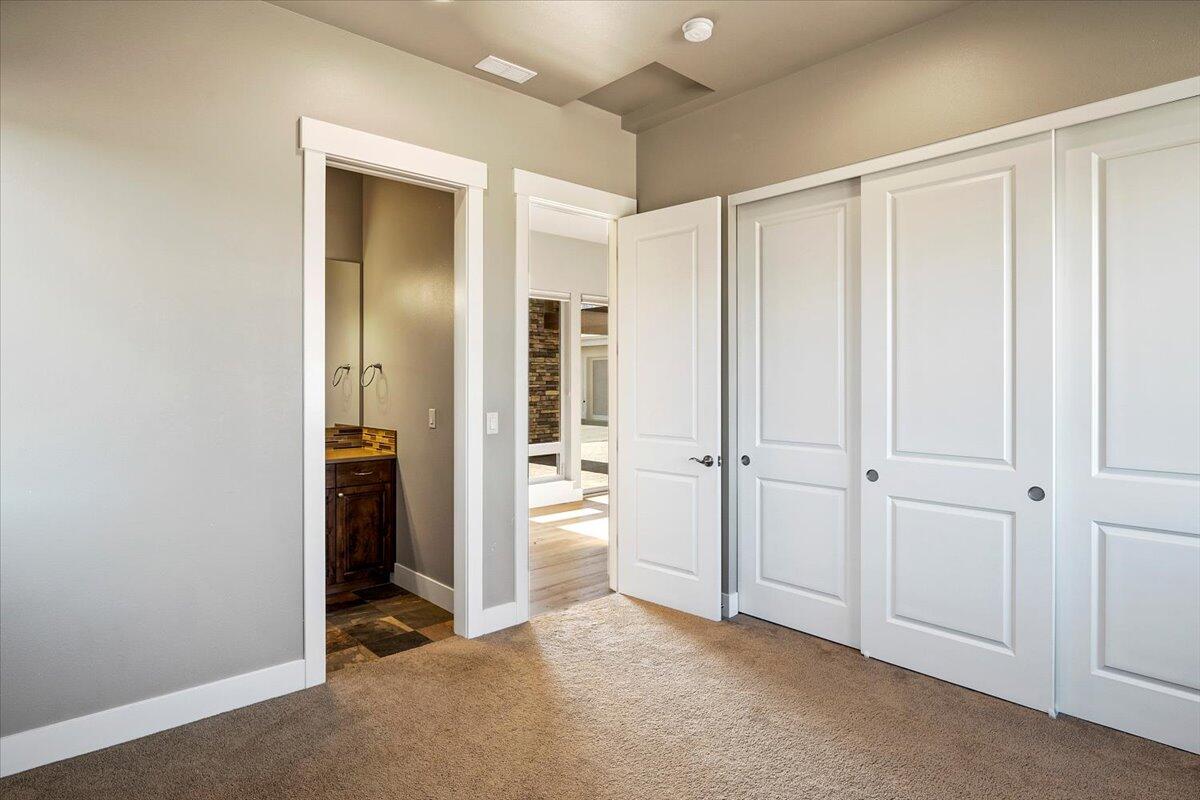 Ridge At Eagle Crest - Residential