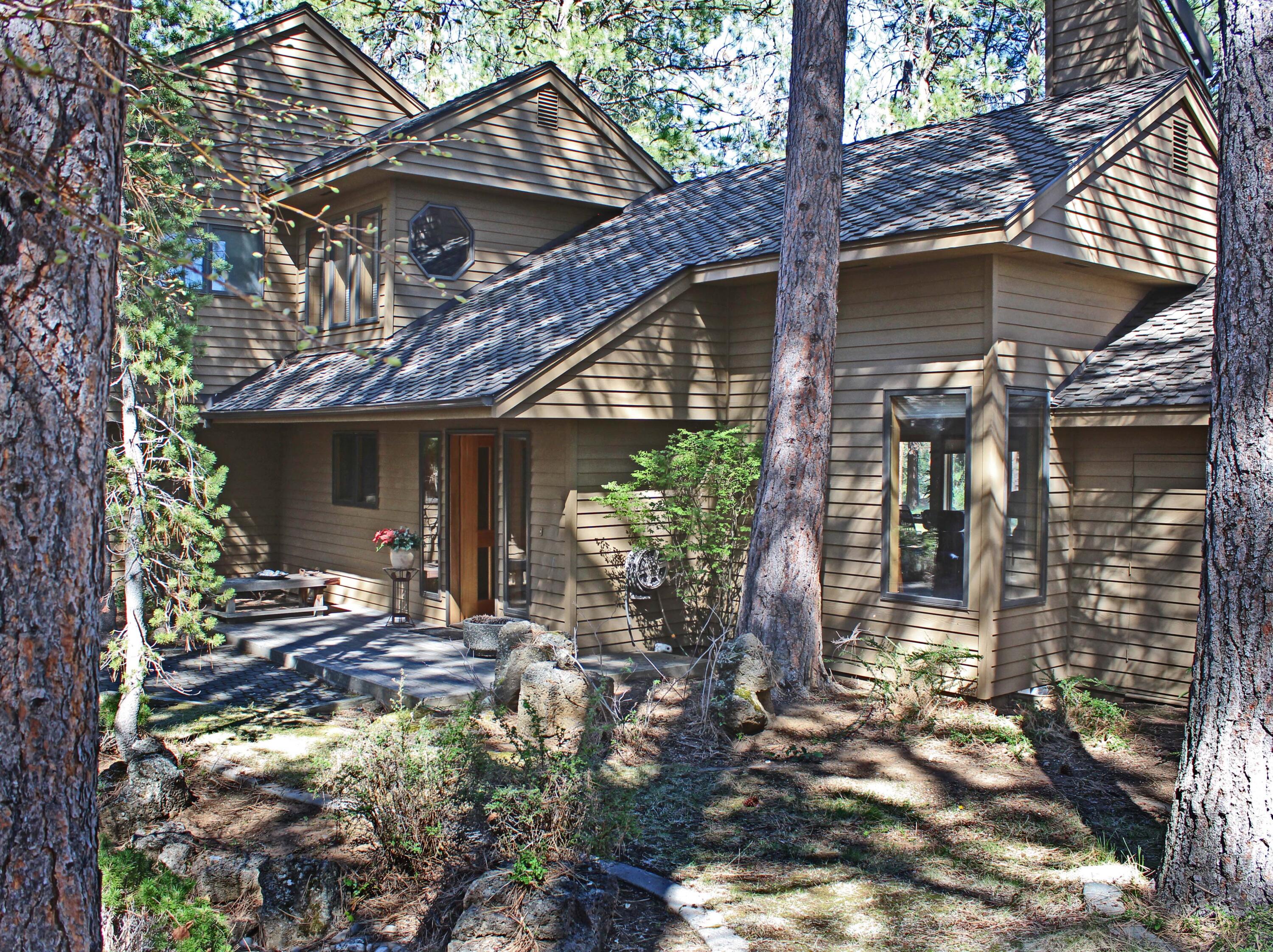 60055 River Bluff Trail