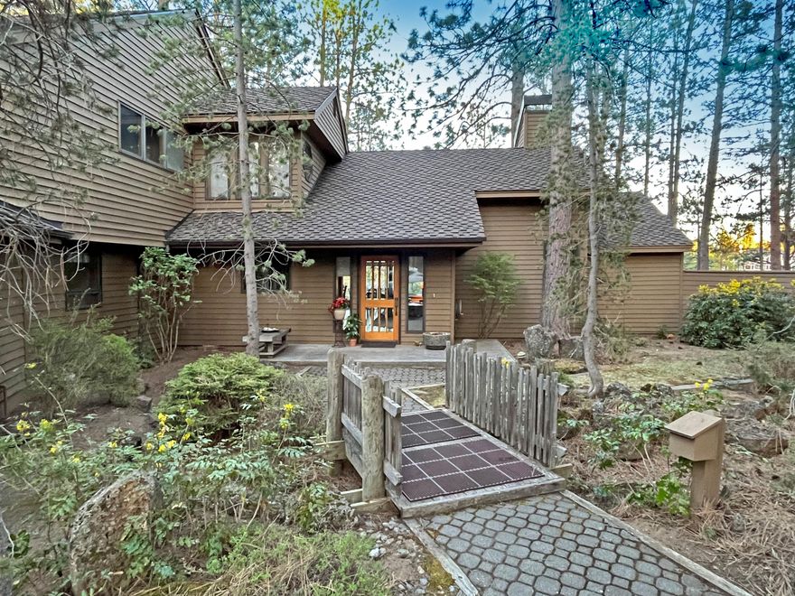 A THIRD BEDROOM on main level w/closet, egress to private outdoor area,  was originally an art studio. Custom architecture, great for entertaining. Cliffside homes on the Deschutes River don't come available often. Appraised at $1.675, 000. Only minutes from recreation, dining & services.  Stunning Deschutes River Canyon views from a high cliff offering tranquility among the whispers of fresh breezes wafting through the pines and the soothing sounds of the river's whitewater rush. Let your worries dissolve as you come home to the rustic, camp-like feel of this highly coveted neighborhood. Watch for the excitement & oneness with nature when spotting ospreys, eagles, deer & the diversity of wildlife. Entertain guests in the large open living spaces & large deck. A short walk  to the river trail. New high efficiency Furnace installed 6/16/25. Community Pool, Tennis, Clubhouse. Fridge, Washer & Dryer are included. Granite counters in Kitchen. Home is not for rent.