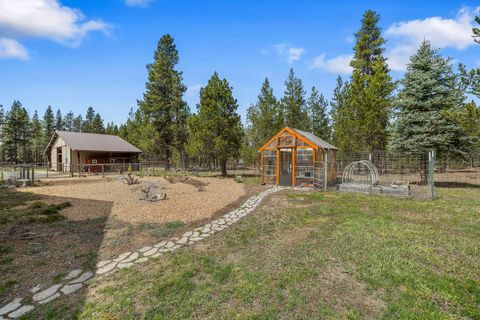 Tiny photo for 50940 S Huntington Road, La Pine, OR 97739 (MLS # 220219068)