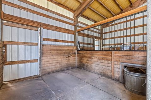 Tiny photo for 50940 S Huntington Road, La Pine, OR 97739 (MLS # 220219068)
