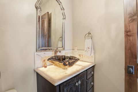 Tiny photo for 3487 NW Greenleaf Way, Bend, OR 97703 (MLS # 220217465)