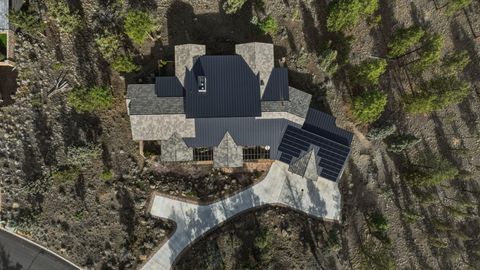 Tiny photo for 3487 NW Greenleaf Way, Bend, OR 97703 (MLS # 220217465)