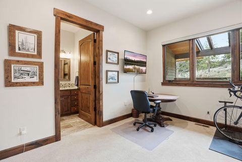 Tiny photo for 3487 NW Greenleaf Way, Bend, OR 97703 (MLS # 220217465)