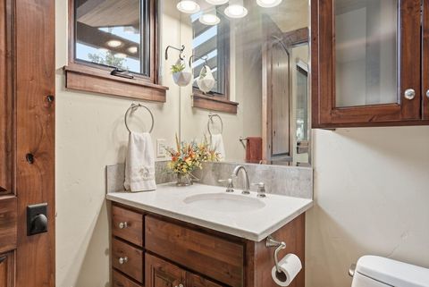 Tiny photo for 3487 NW Greenleaf Way, Bend, OR 97703 (MLS # 220217465)