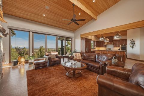 Tiny photo for 3487 NW Greenleaf Way, Bend, OR 97703 (MLS # 220217465)