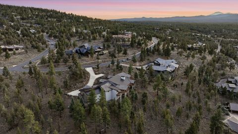 Tiny photo for 3487 NW Greenleaf Way, Bend, OR 97703 (MLS # 220217465)