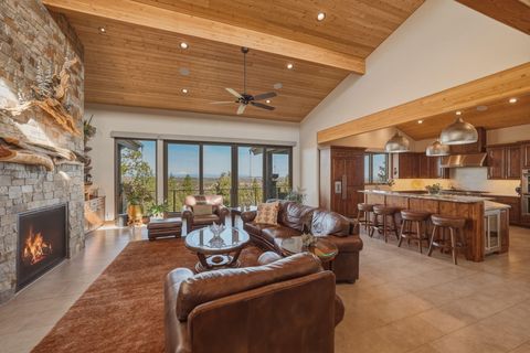 Tiny photo for 3487 NW Greenleaf Way, Bend, OR 97703 (MLS # 220217465)