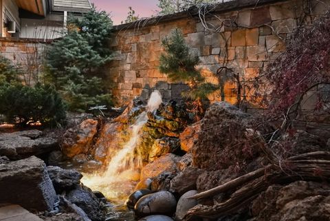 Tiny photo for 3487 NW Greenleaf Way, Bend, OR 97703 (MLS # 220217465)