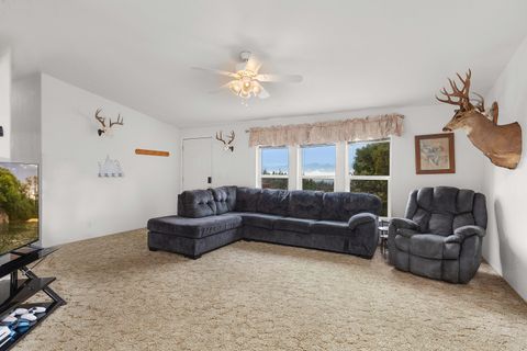 Tiny photo for 5290 Goodrich Highway, Oakland, OR 97462 (MLS # 220211932)