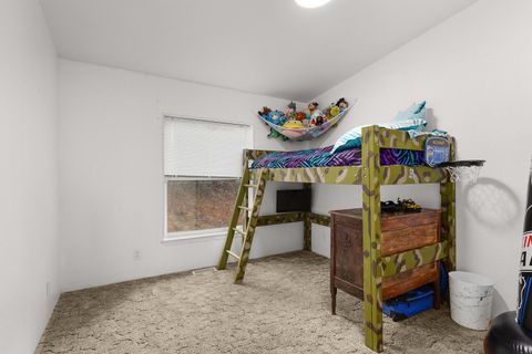 Tiny photo for 5290 Goodrich Highway, Oakland, OR 97462 (MLS # 220211932)