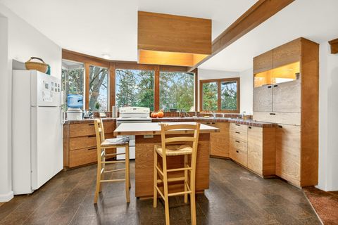 Tiny photo for 770 Elkader Street, Ashland, OR 97520 (MLS # 220212278)