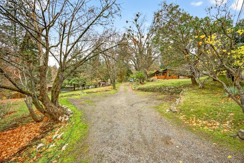 Tiny photo for 770 Elkader Street, Ashland, OR 97520 (MLS # 220212278)