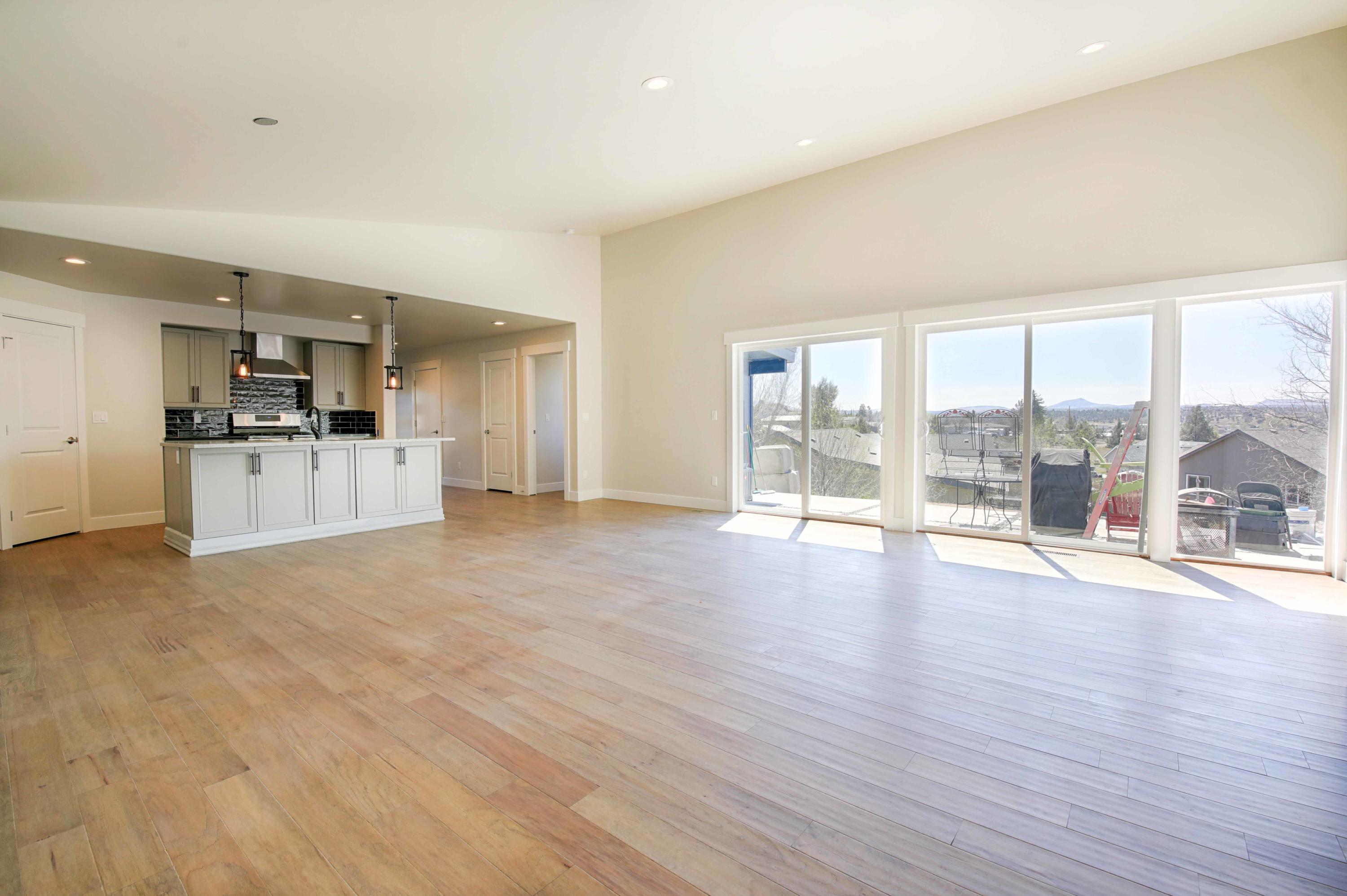 Wagon Wheel - Residential