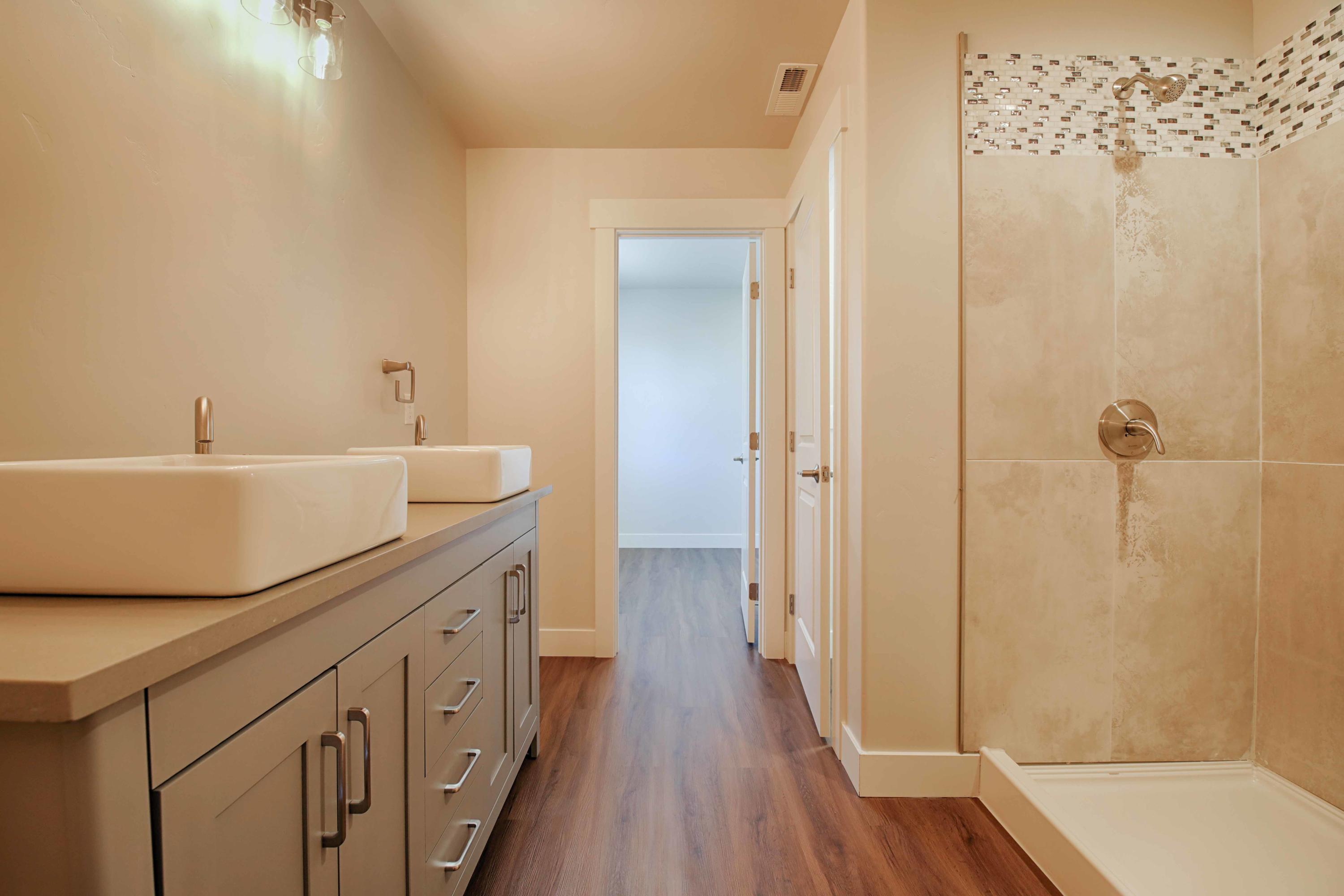 Wagon Wheel - Residential