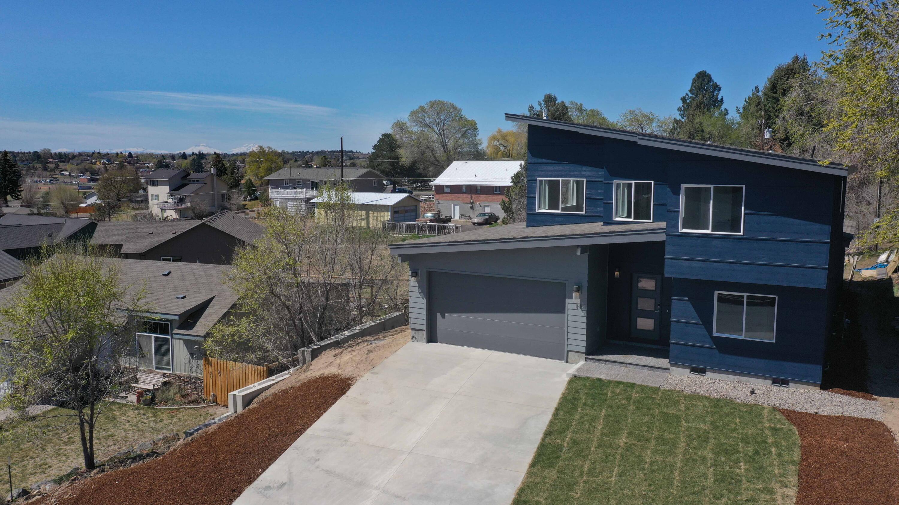 Wagon Wheel - Residential