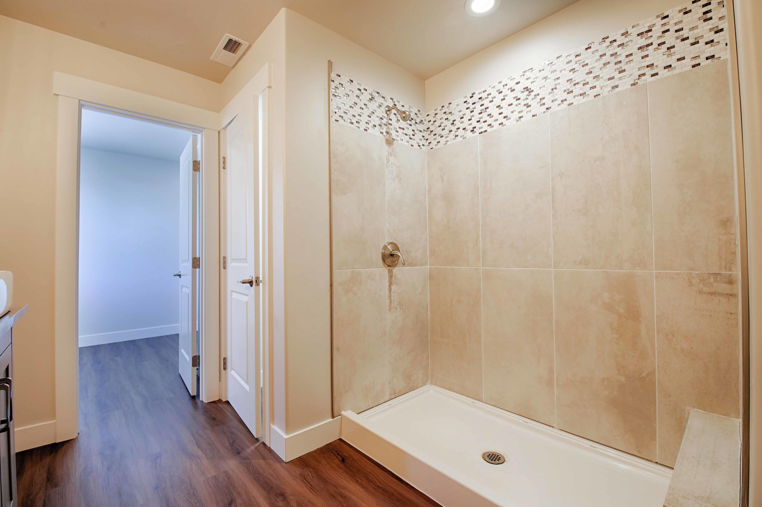 Wagon Wheel - Residential