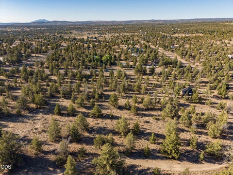 Tiny photo for SE Zuni Road, Prineville, OR 97754 (MLS # 220224528)