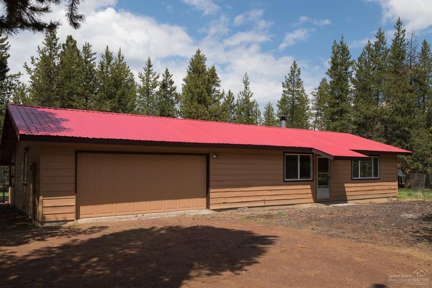 Cozy 2 bedroom 1 bath stick build home with attached garage on over-sized lot. Recently painted and updated. This home has easy access to the High Lakes and Big Deschutes River and minutes away from downtown La Pine. Great starter home, investment property, or vacation home. Move in ready and priced to sell.