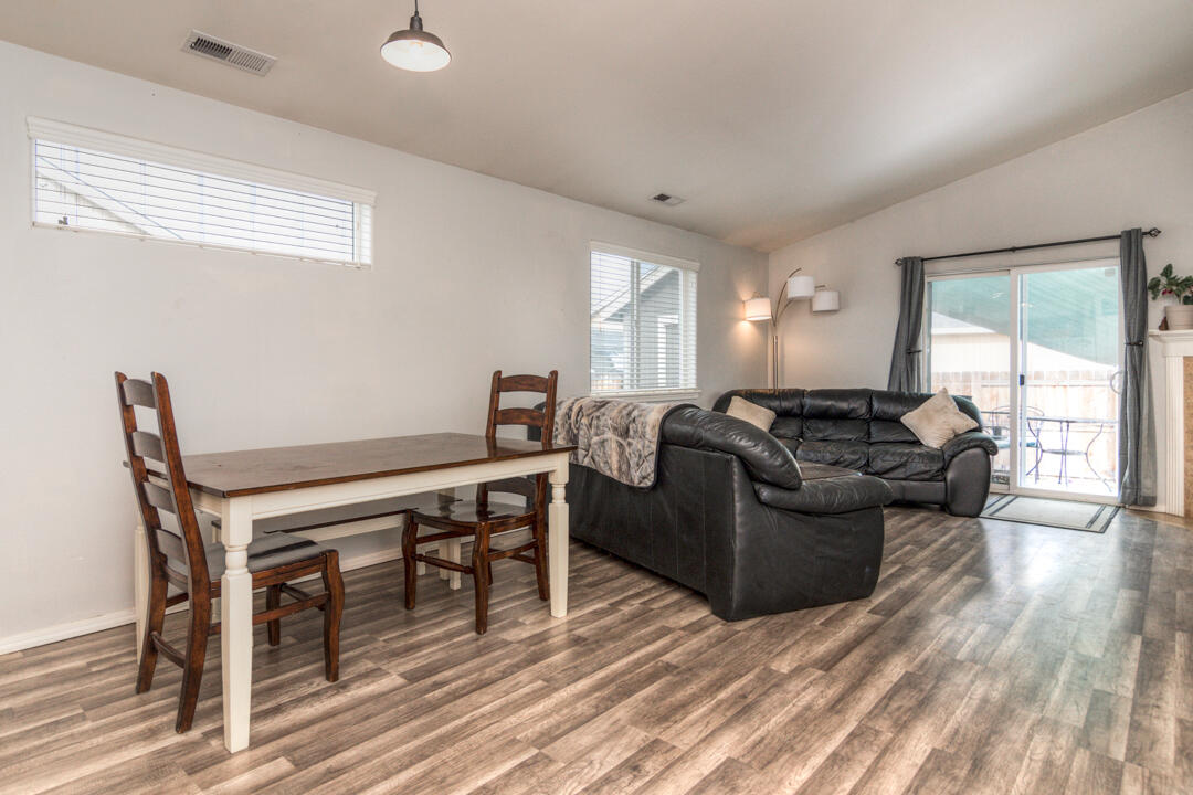 Vista Dorado - Residential