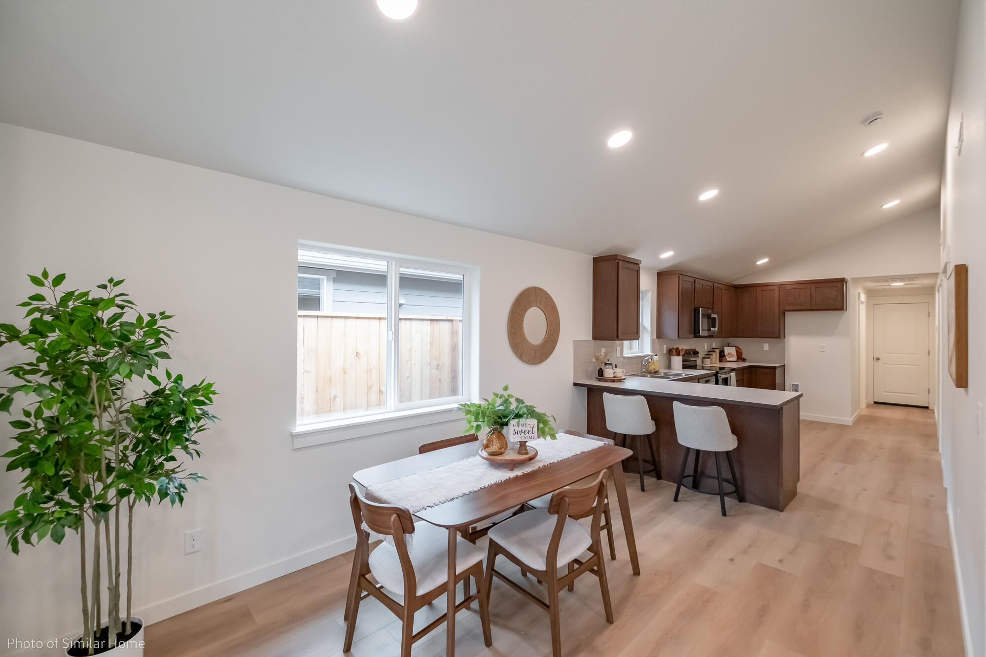 2829 NW Sterling Drive