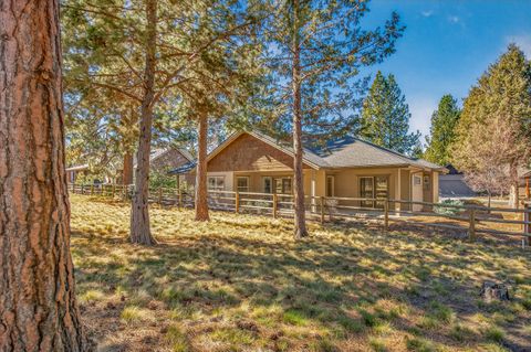 Tiny photo for 60882 Grand Targhee Drive, Bend, OR 97702 (MLS # 220217454)