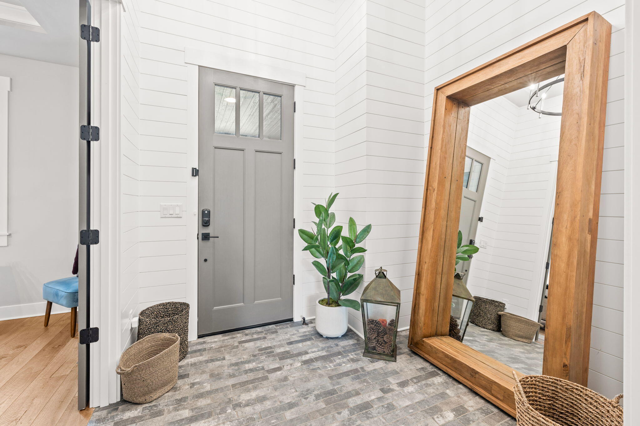 7th Mtn Golf Village - Residential