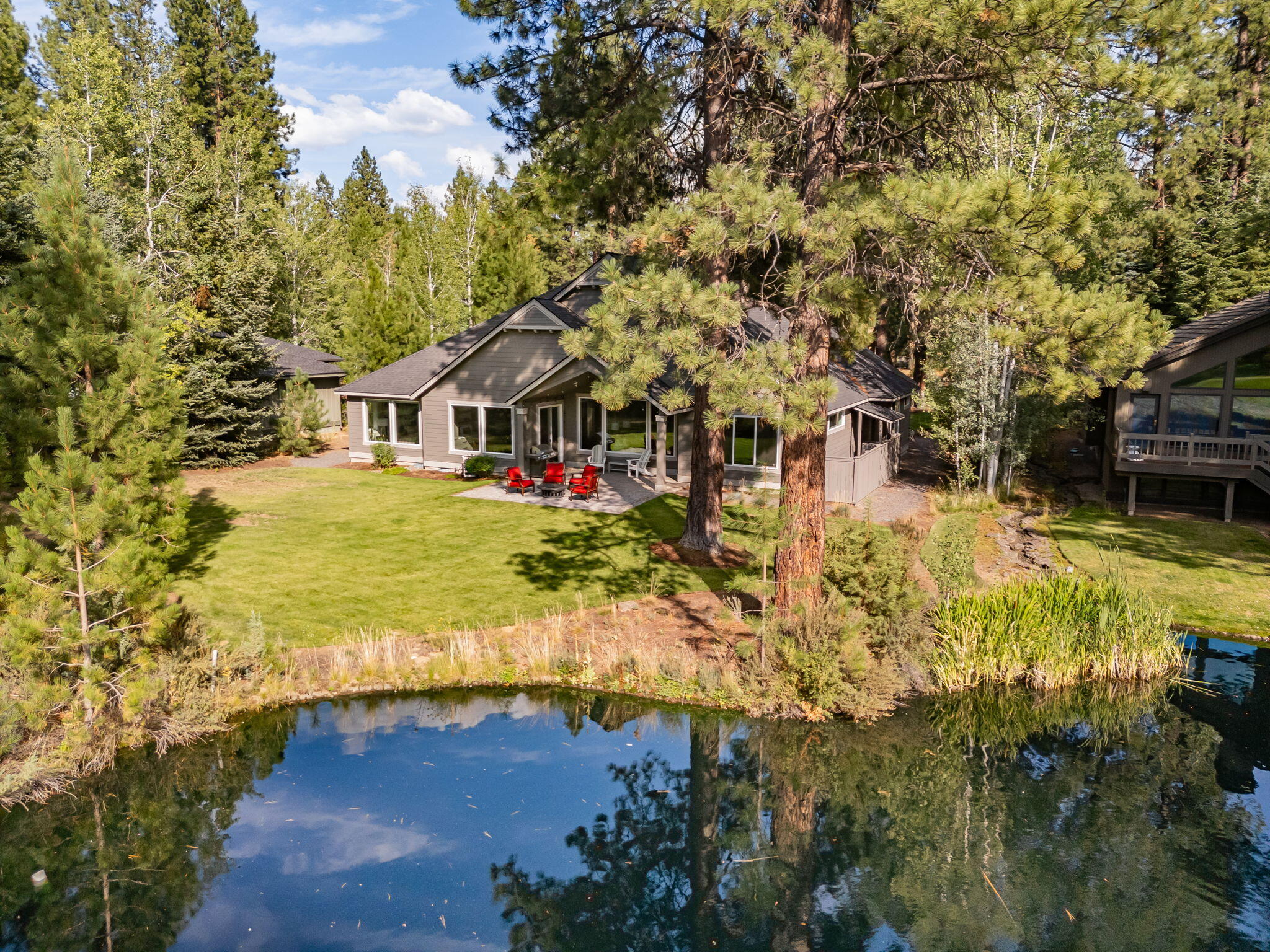 7th Mtn Golf Village - Residential