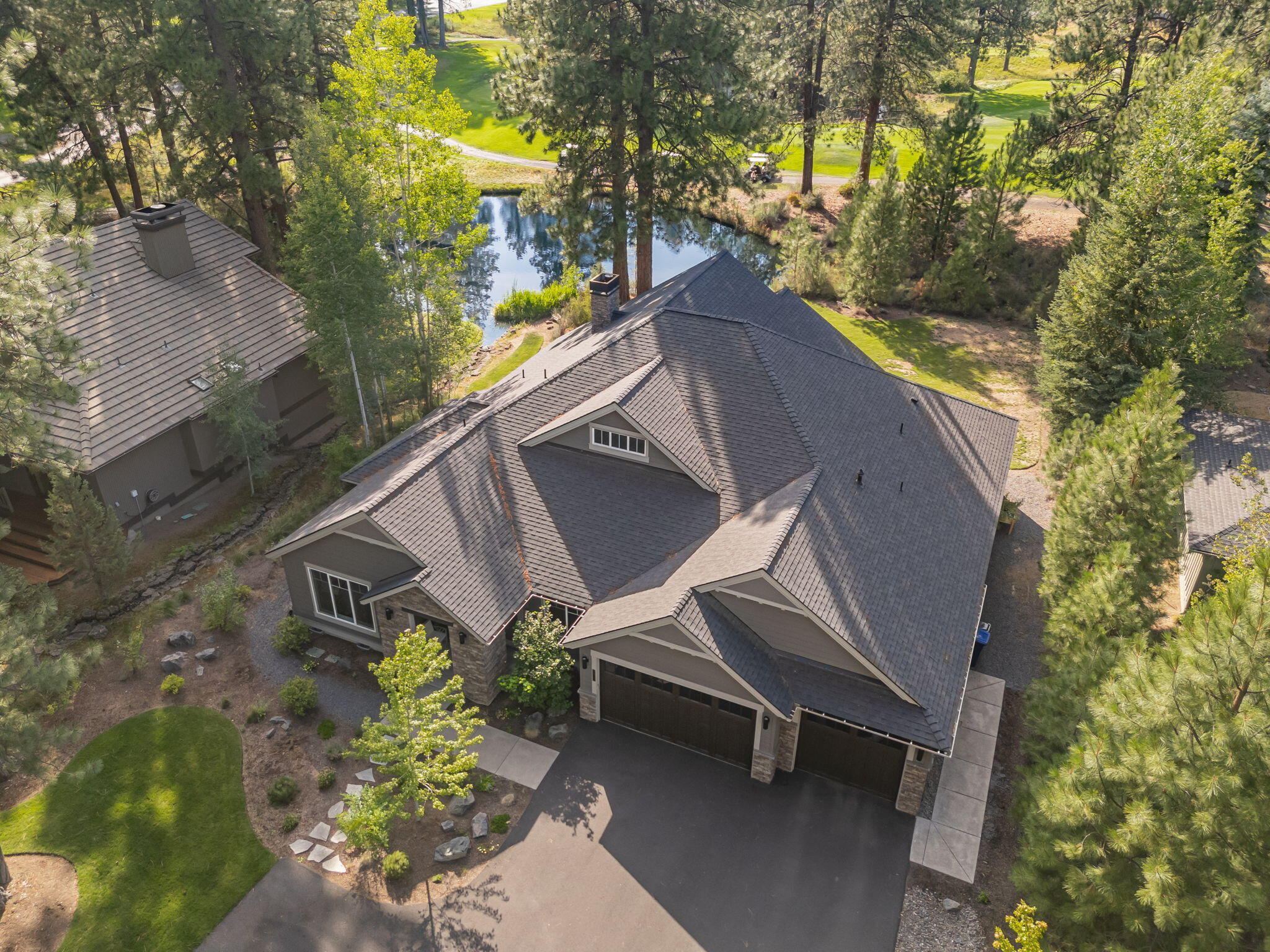 7th Mtn Golf Village - Residential