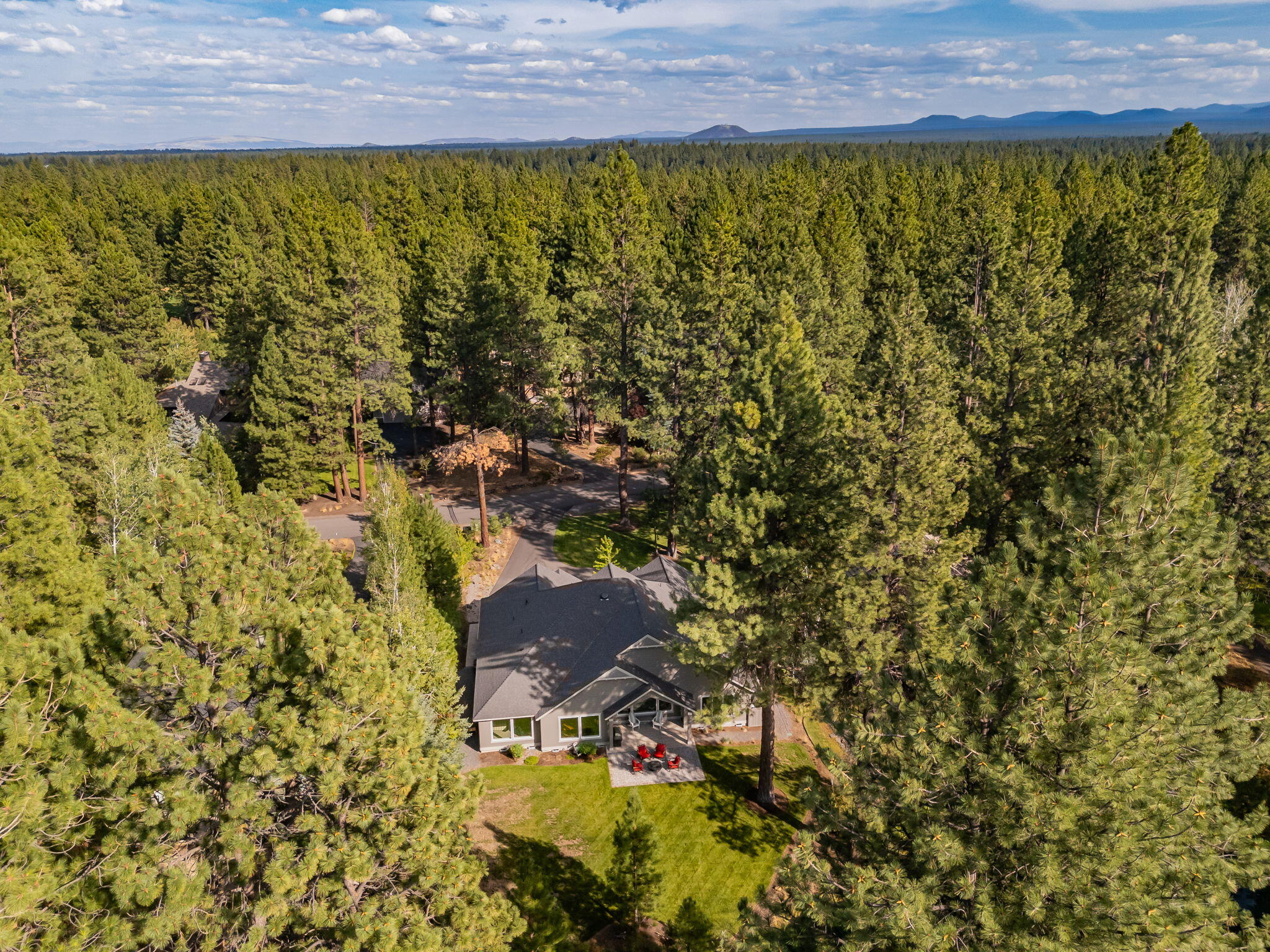 7th Mtn Golf Village - Residential