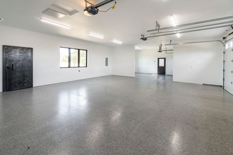 Tiny photo for 16990 SW Grandview Road, Powell Butte, OR 97753 (MLS # 220217160)