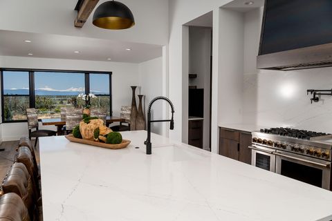 Tiny photo for 16990 SW Grandview Road, Powell Butte, OR 97753 (MLS # 220217160)