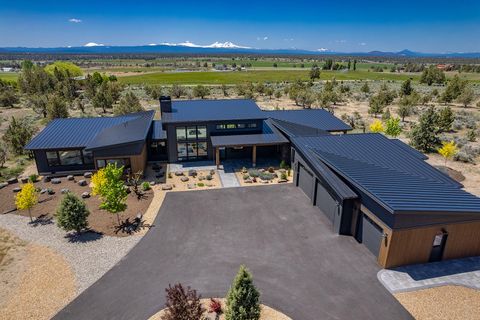 Tiny photo for 16990 SW Grandview Road, Powell Butte, OR 97753 (MLS # 220217160)