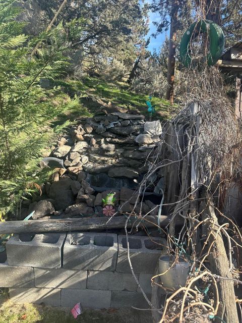 Tiny photo for 6792 SE Juniper Canyon Road, Prineville, OR 97754 (MLS # 220217280)