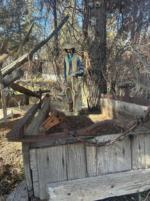 Tiny photo for 6792 SE Juniper Canyon Road, Prineville, OR 97754 (MLS # 220217280)