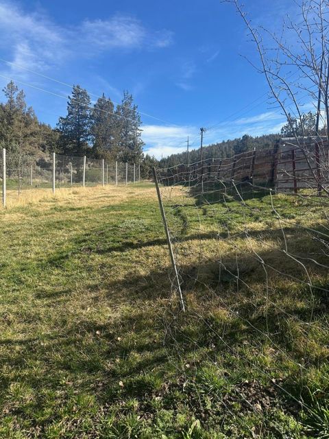 Tiny photo for 6792 SE Juniper Canyon Road, Prineville, OR 97754 (MLS # 220217280)