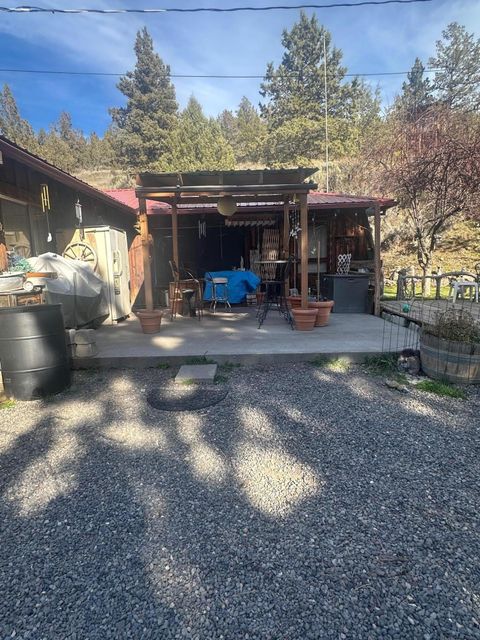 Tiny photo for 6792 SE Juniper Canyon Road, Prineville, OR 97754 (MLS # 220217280)