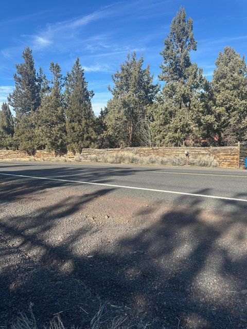Tiny photo for 6792 SE Juniper Canyon Road, Prineville, OR 97754 (MLS # 220217280)