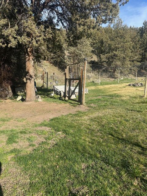 Tiny photo for 6792 SE Juniper Canyon Road, Prineville, OR 97754 (MLS # 220217280)