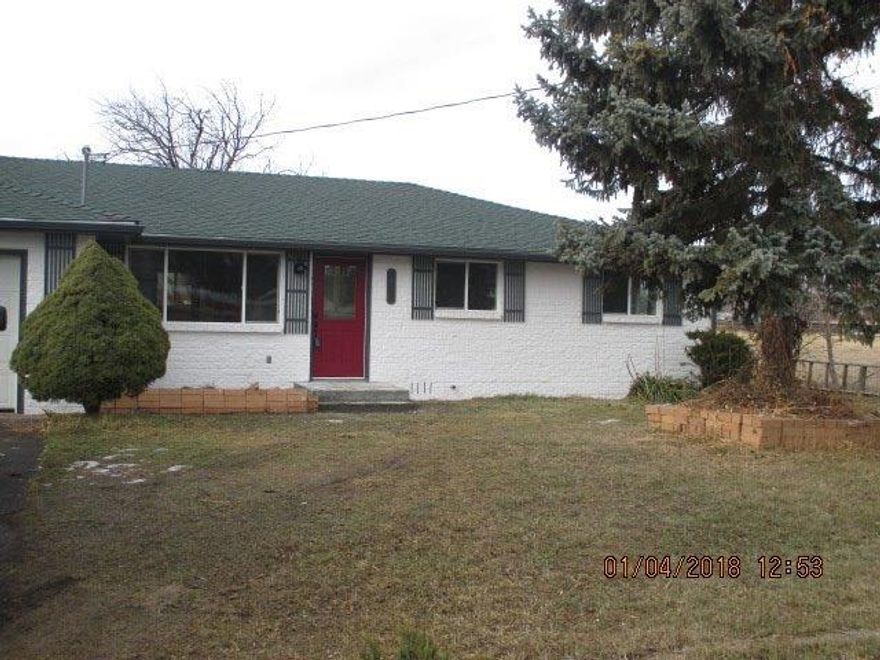 This home has been updated with neutral color paint, new flooring, new roof, updated baths, dishwasher and much more. Great location near end of road with very little traffic. Almost 1/2 acres of level and usable land for gardening and pets. Lot size is 106x200.