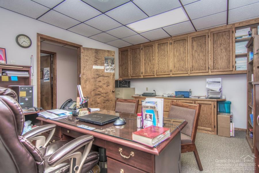 Eastside Bus+Ind Pk - Commercial Sale