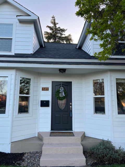 349 NW 8th Street Redmond OR 97756