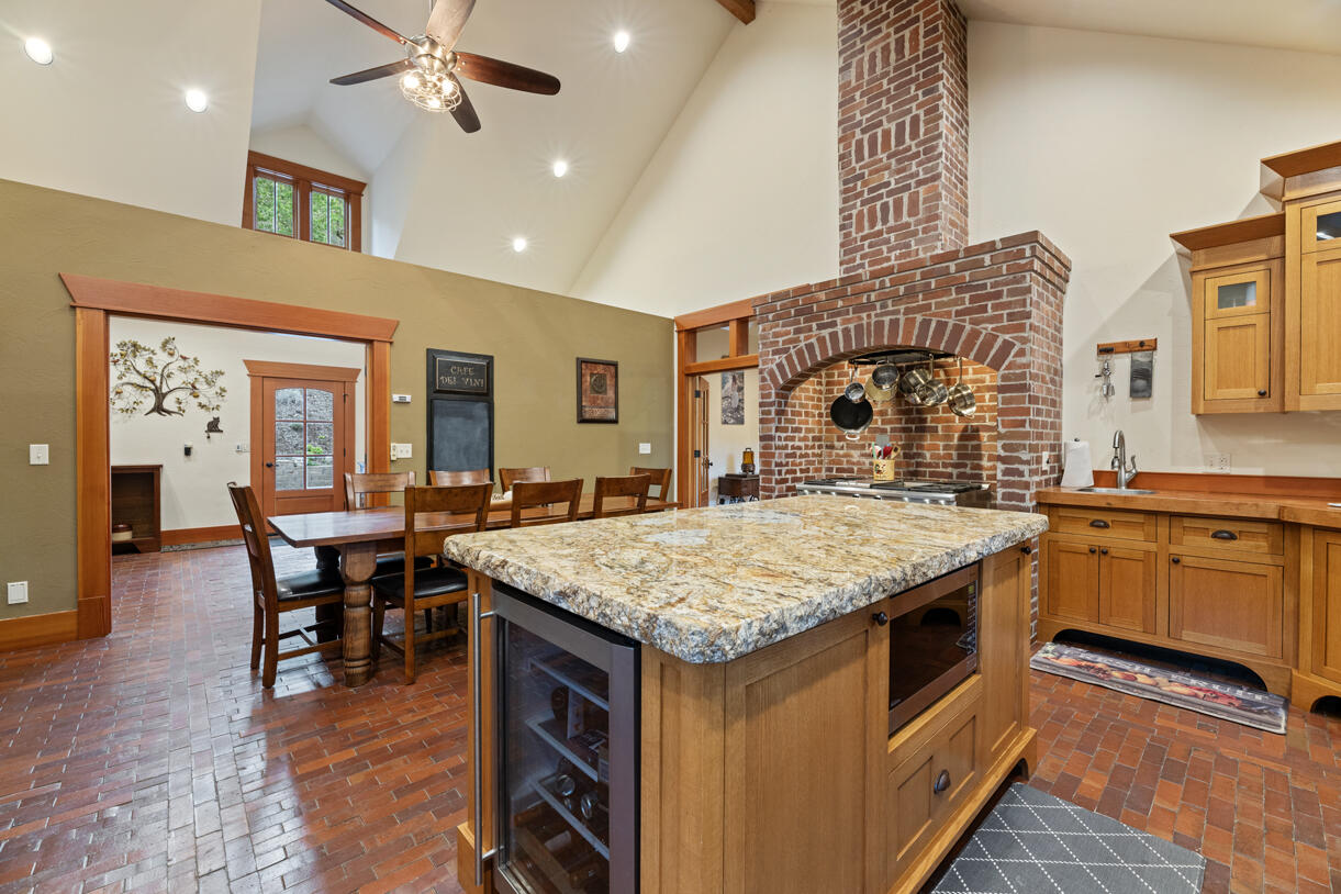 2611 Foots Creek Road