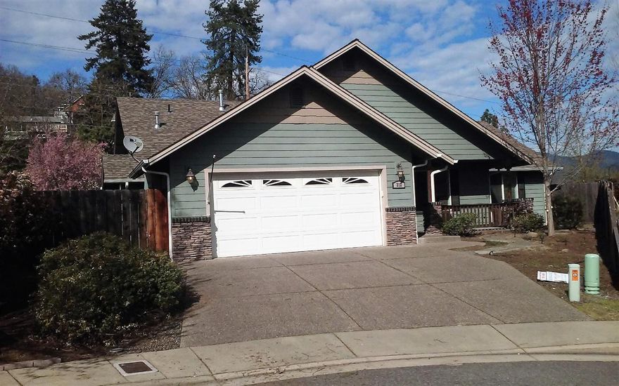 Beautiful home it is ready to go. Easy to show. Quality home in a wonderful nice safe neighborhood. Home is in beautiful clean ready to move in. Shows craftsman ship. Easy manicured landscaped yard. Home is priced well below comps. Listed to sell. Home has been well inspected new dishwasher, Home looks and feels brand new.