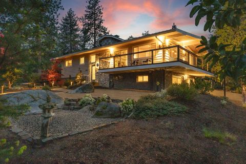 Tiny photo for 1005 Timberline Terrace, Ashland, OR 97520 (MLS # 220219269)