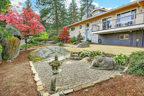 Tiny photo for 1005 Timberline Terrace, Ashland, OR 97520 (MLS # 220219269)