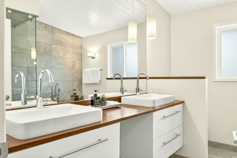 Tiny photo for 1005 Timberline Terrace, Ashland, OR 97520 (MLS # 220219269)